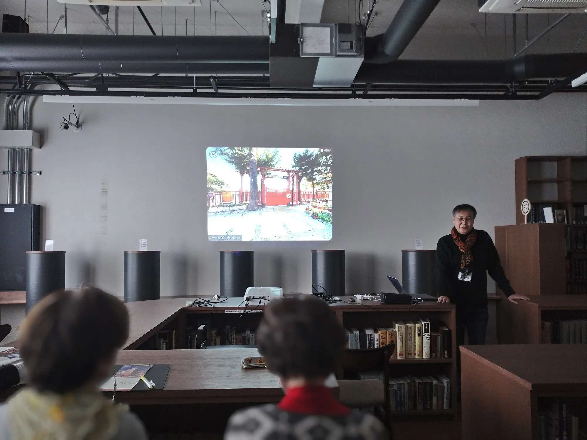 風見鶏の館キャラバンの活動