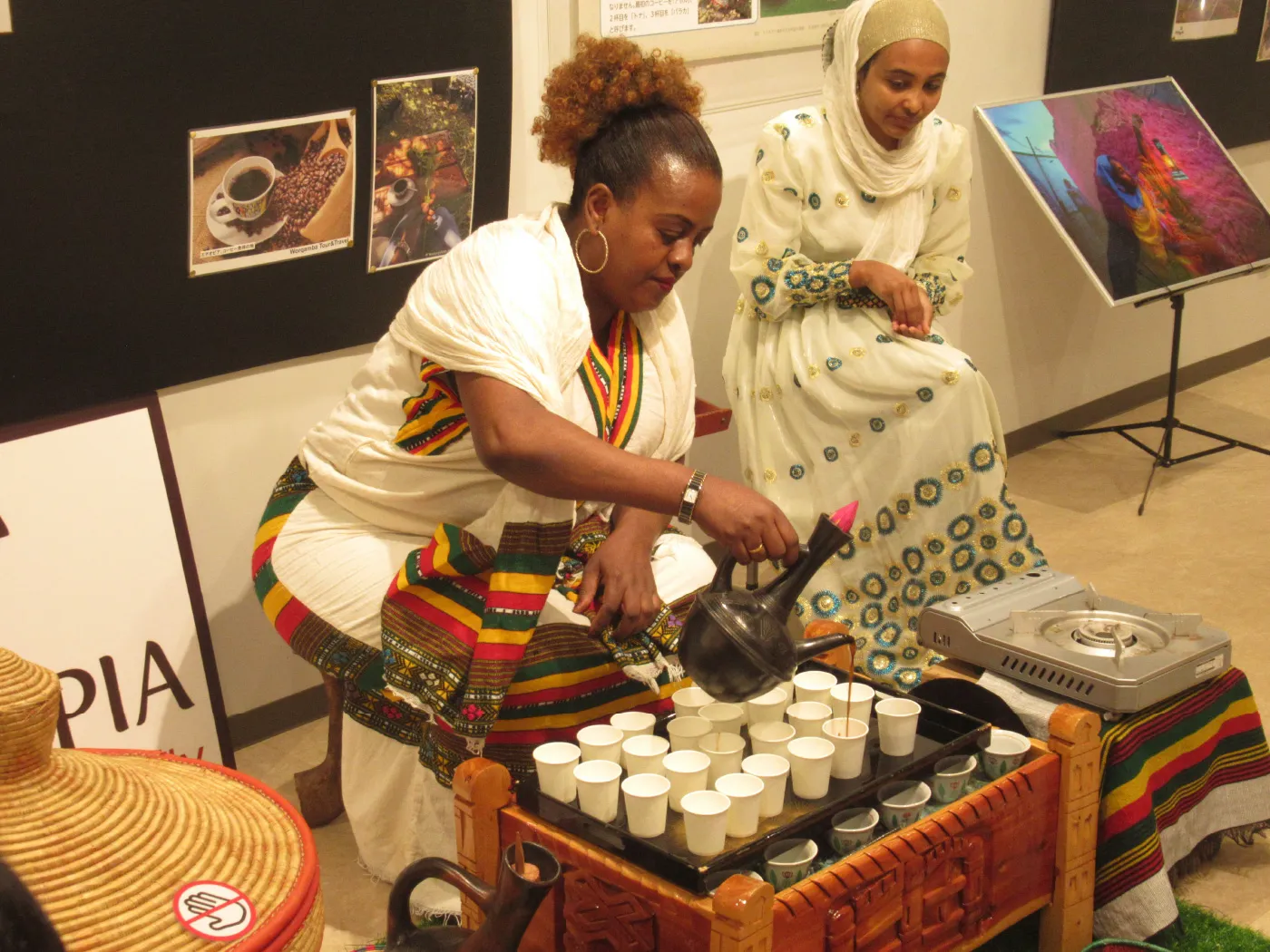 大使館とコラボ！世界の文化を取り入れた企画展