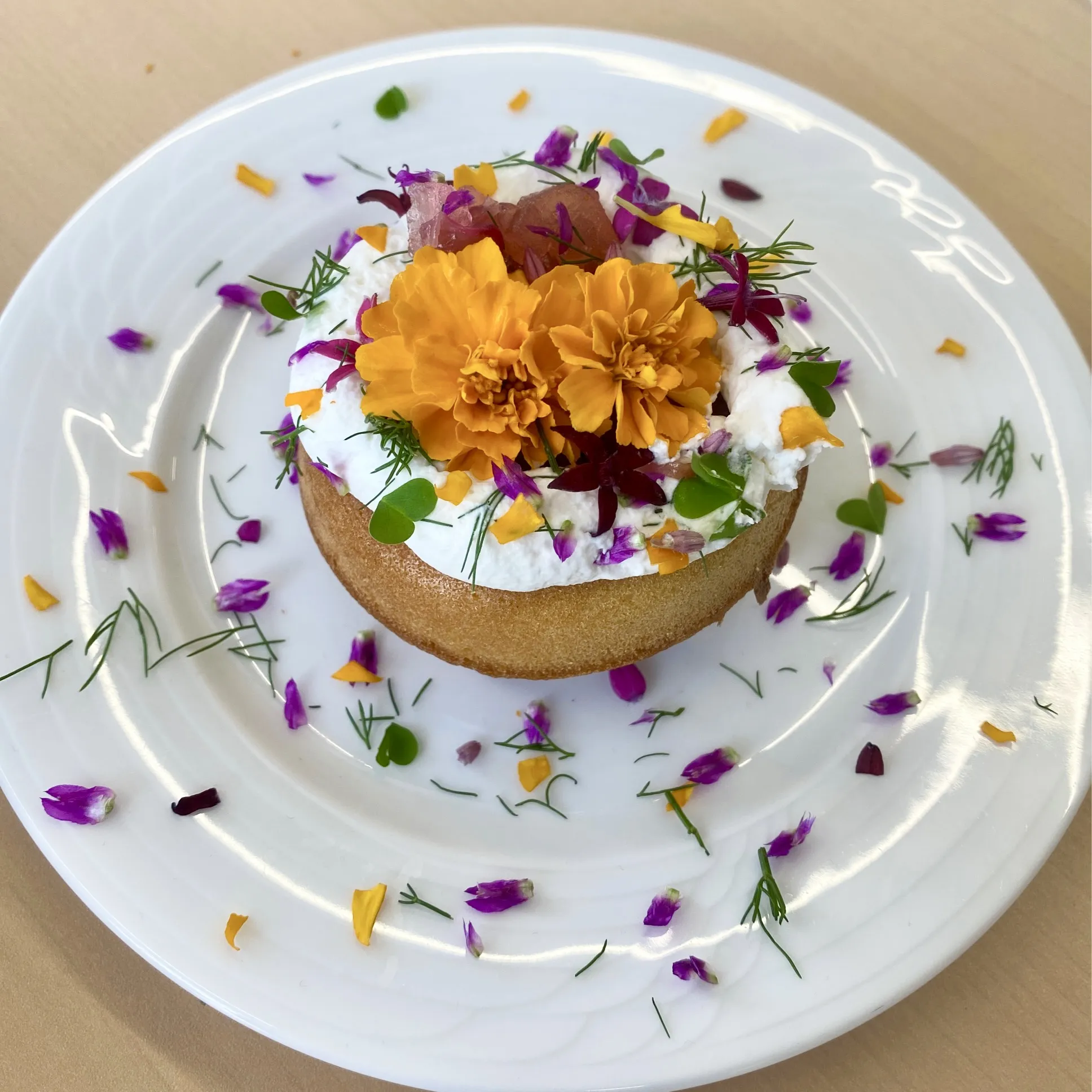 エディブルフラワーってなあに？食べられるお花でリースをつくろう！