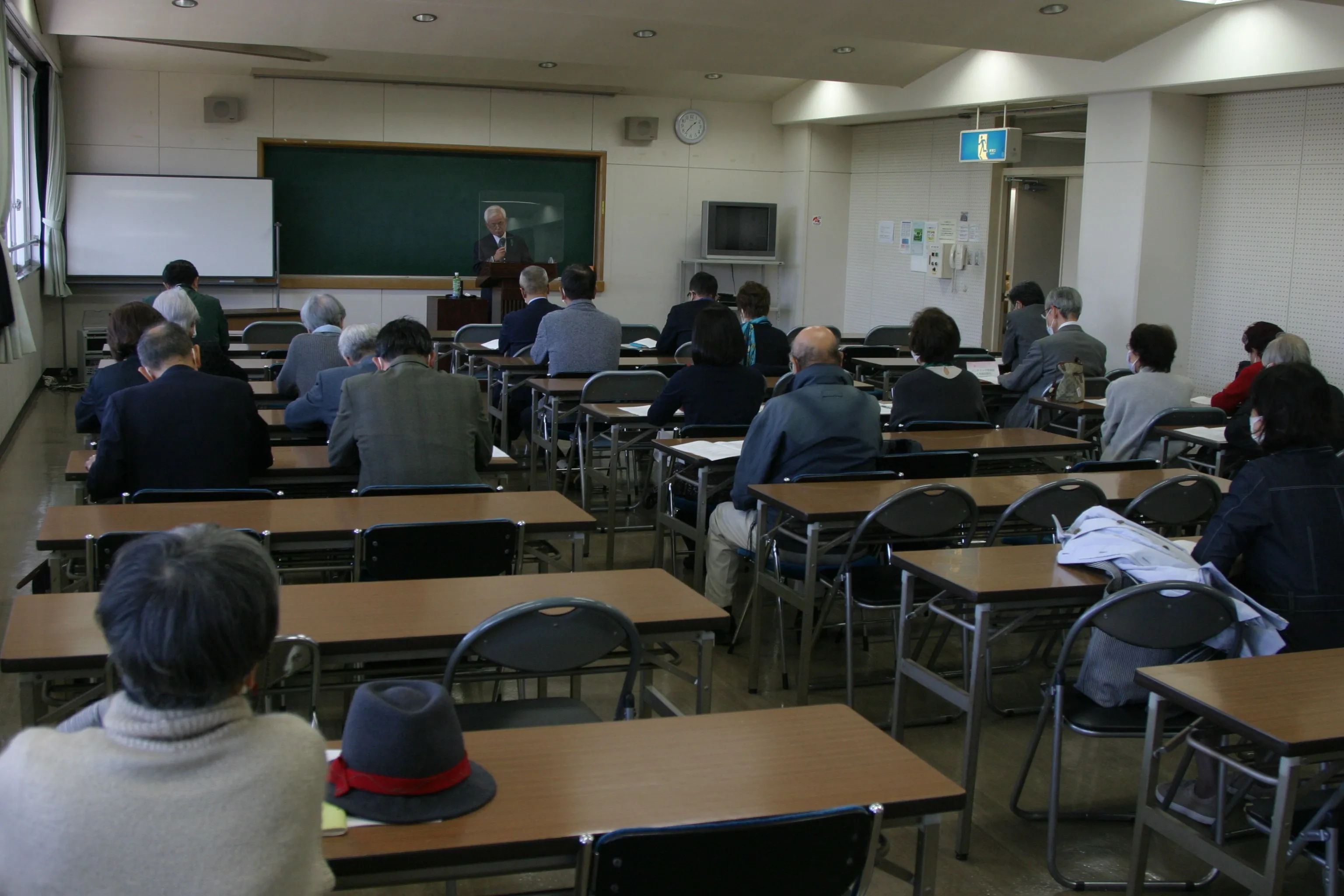 春の特別講座「パンデミック感染症と社会の変化」