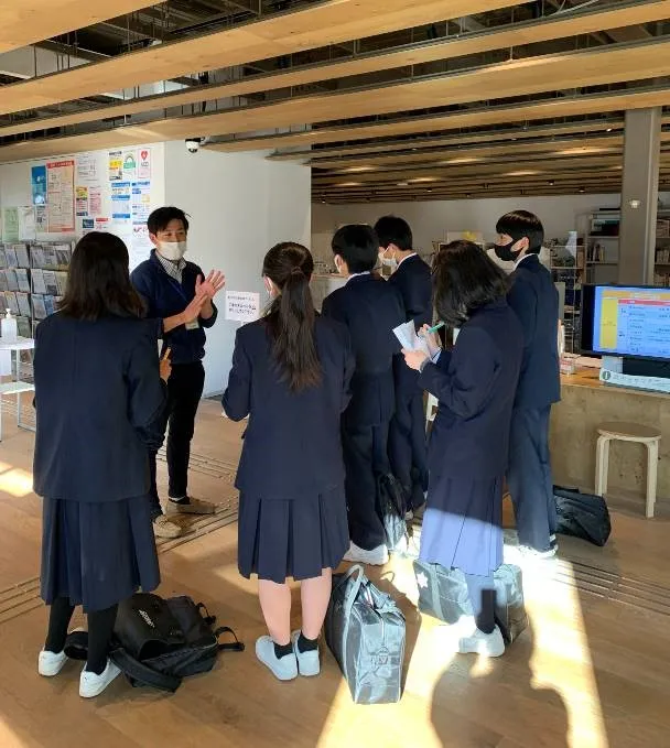 中学校の社会科見学0