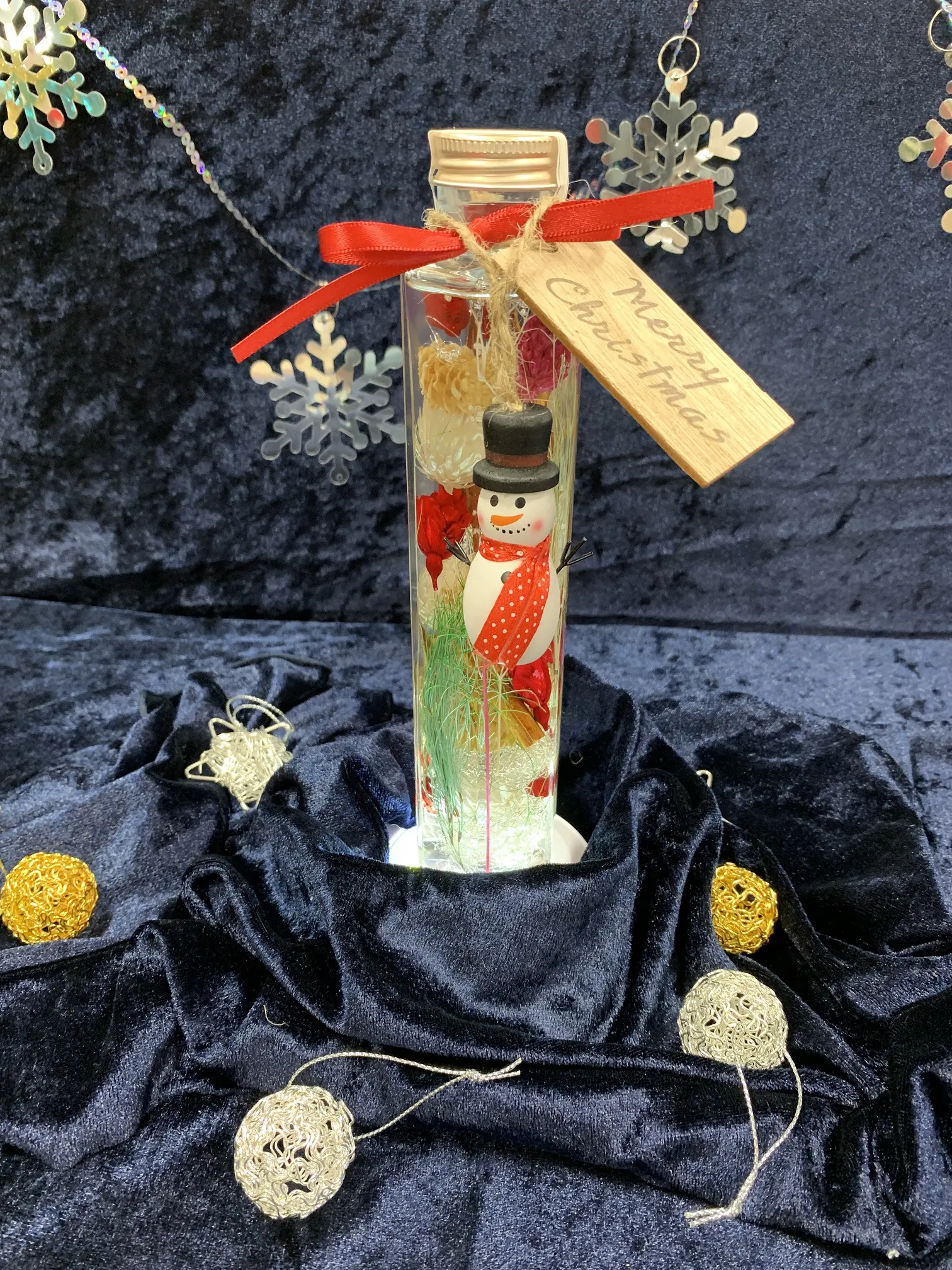 大人も楽しめる花育～クリスマスハーバリウム～